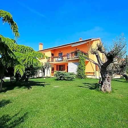 In With Garden Terrace Hotel Fazana